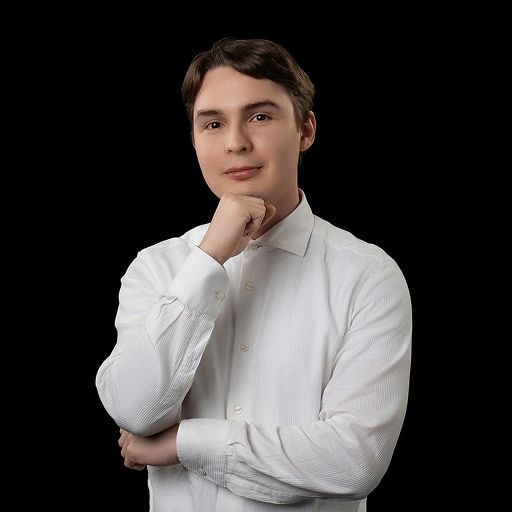 Максим